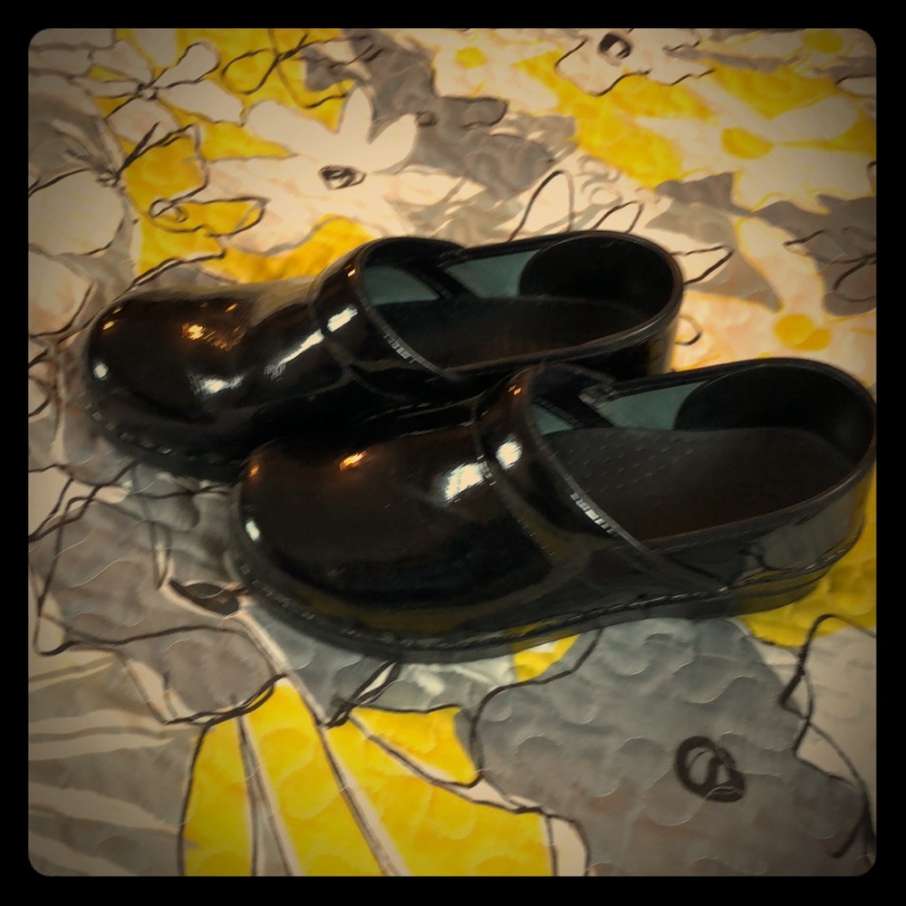 Black Patent leather Sanita clog size 38